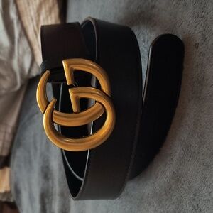 Gucci belt gold double "G" buckle black leather